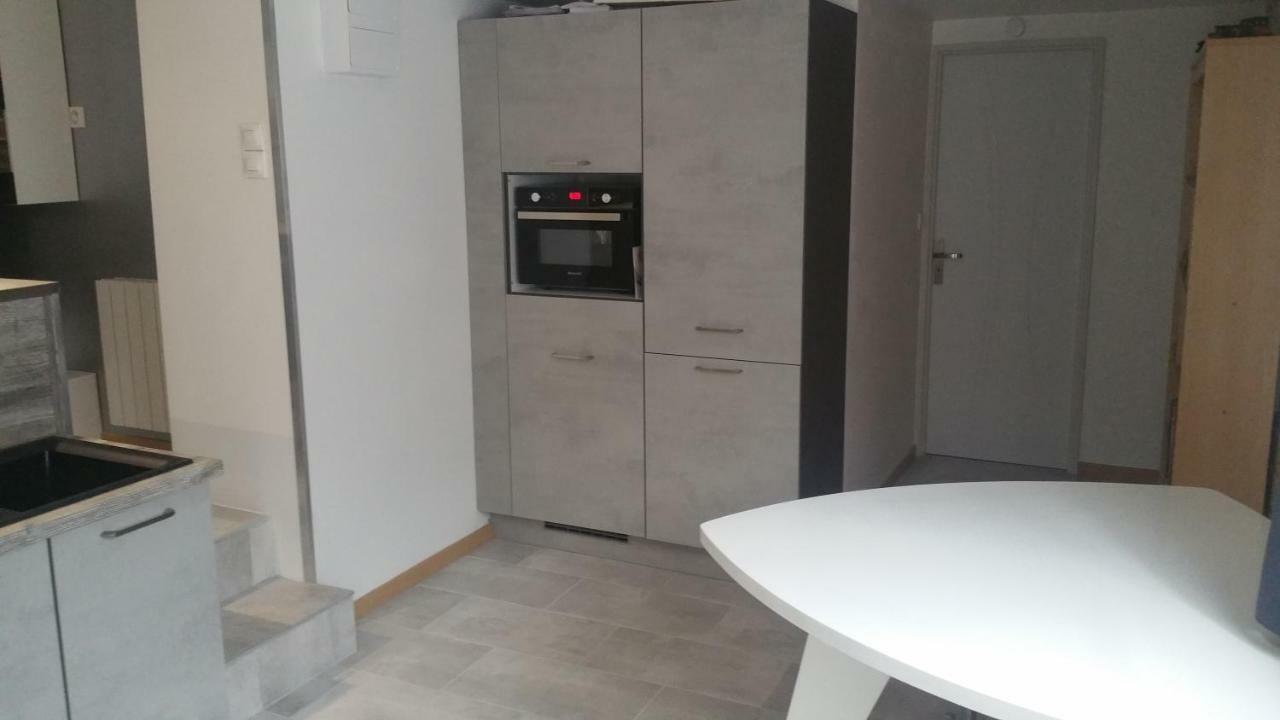Les 3 Marguerites Lägenhet Luzenac Exteriör bild